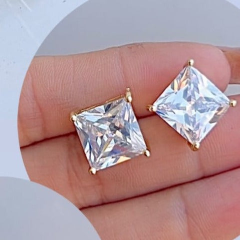Topitos en rodio dorado y zircon Z
