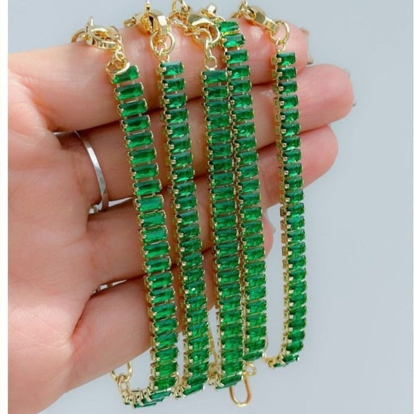 Pulsera en rodio dorado con piedras verdes P