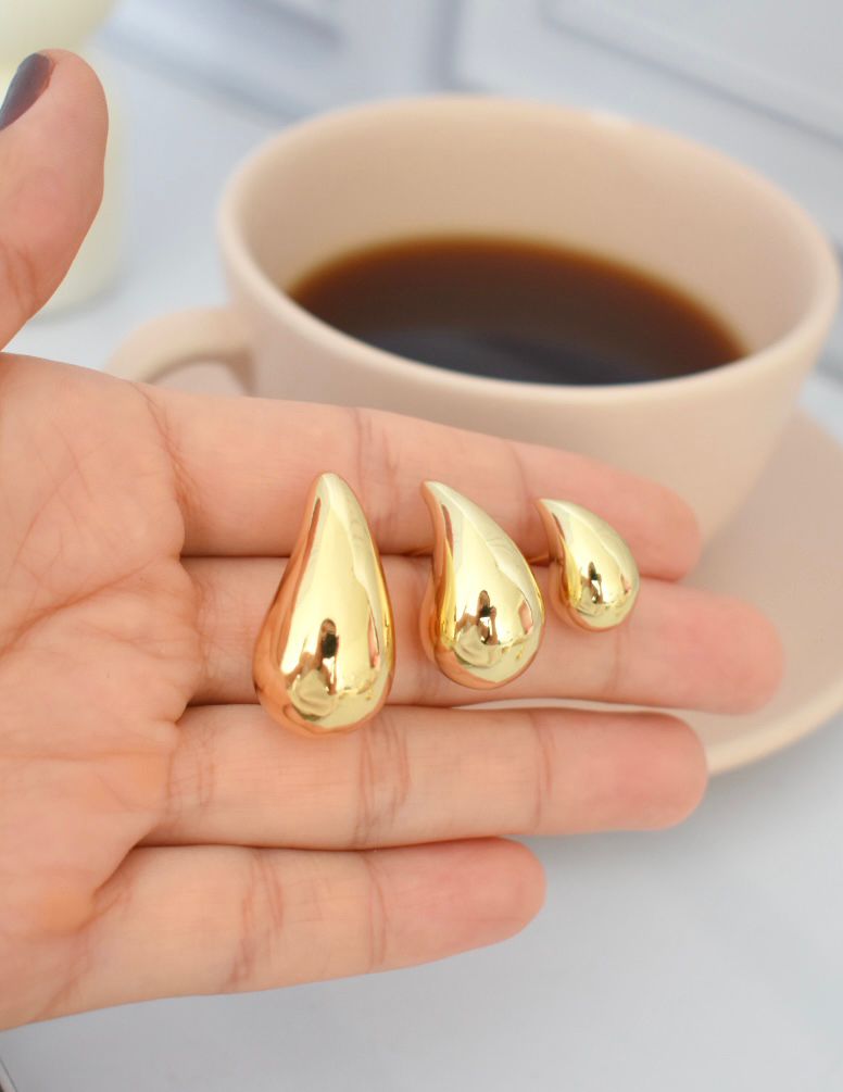 Z Drop Earring