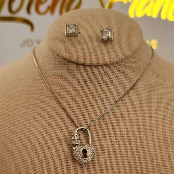 Set Aretes y Cadena OFF