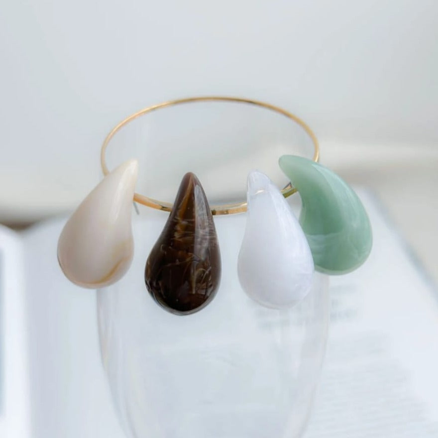 Arete Gota Colores, Trend Z