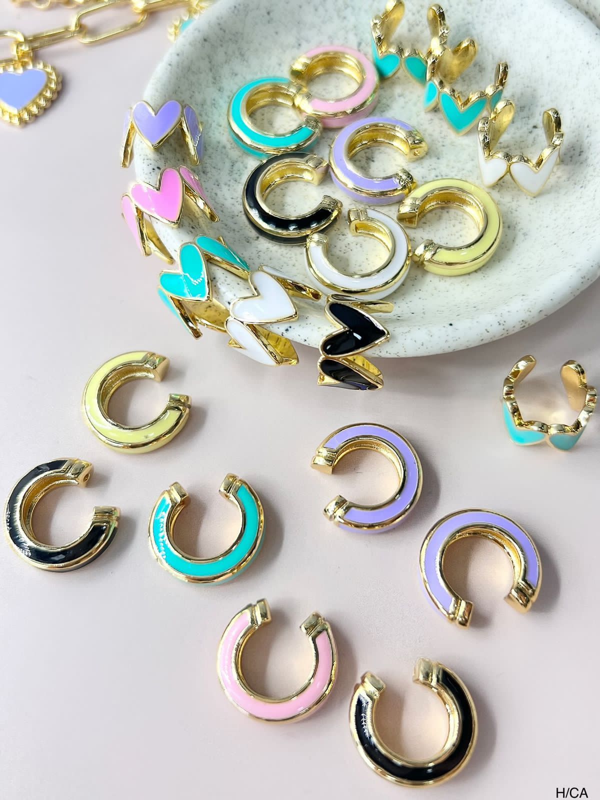Corazones pintado Ear Cuff ACuff