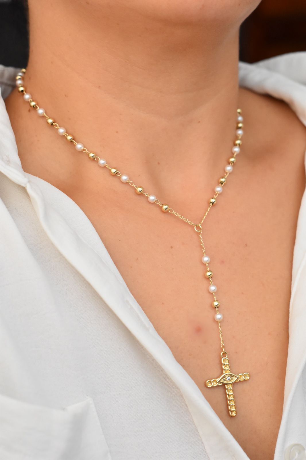 Rosary and cross with embossed pearls