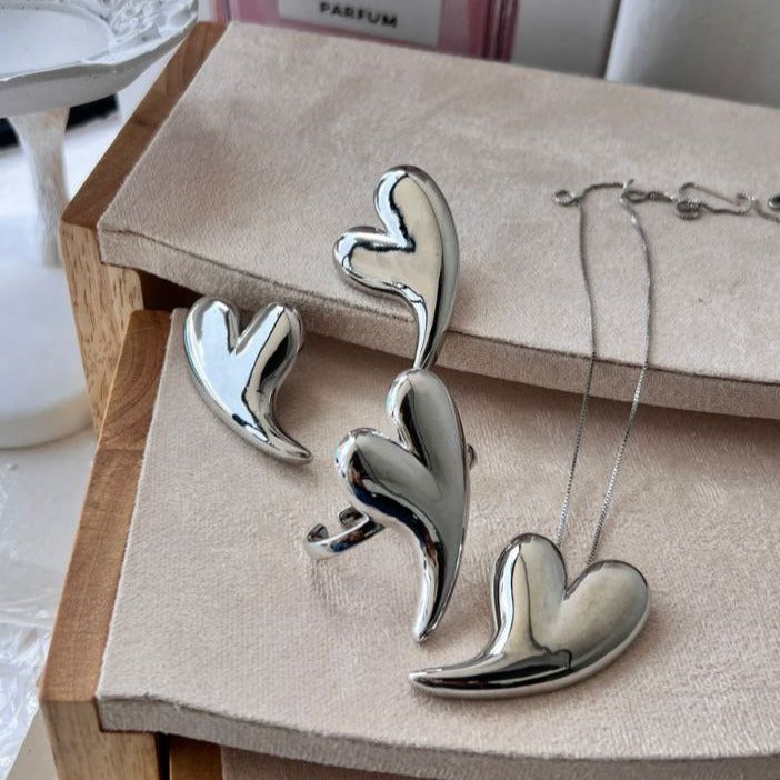 Set Hearts Trend set