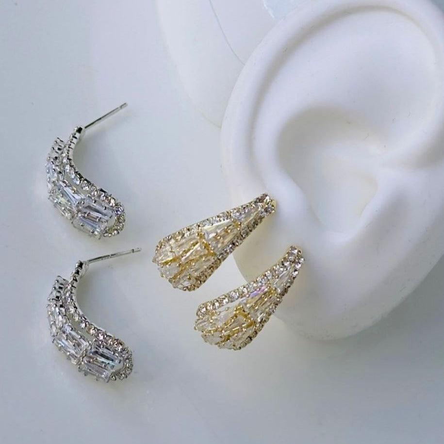 Mini Drop Z Earring