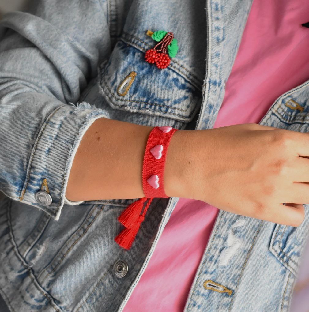 Brazalete Tejido Corazones P
