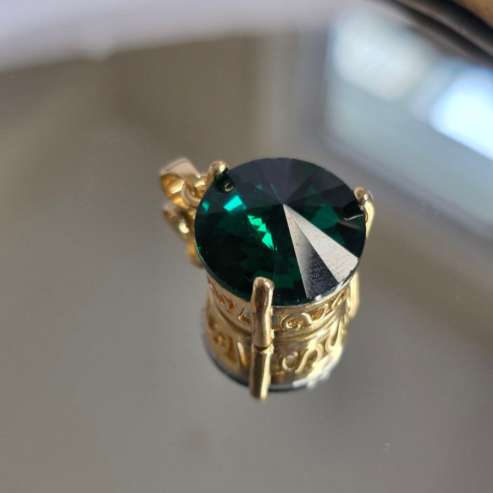 Dije Green Dot D