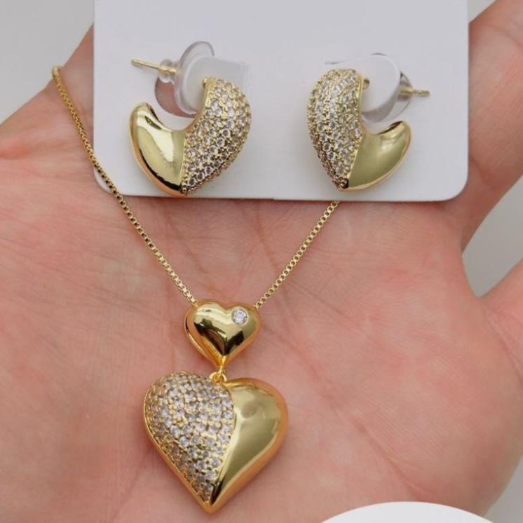 Set Arete y Cadena Corazón