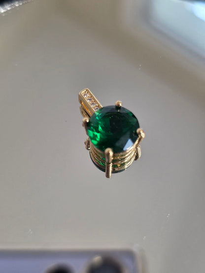 Dije Green Dot D