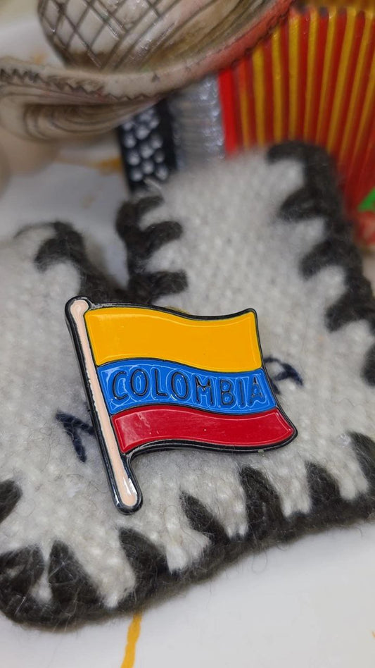 Prendedor Love Colombia