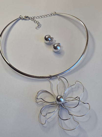 Bracelet and ring set