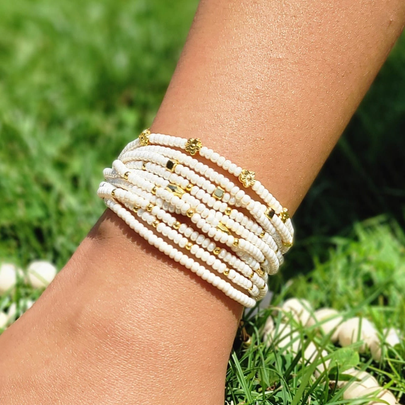 Pulseras en mostacilla de colores P