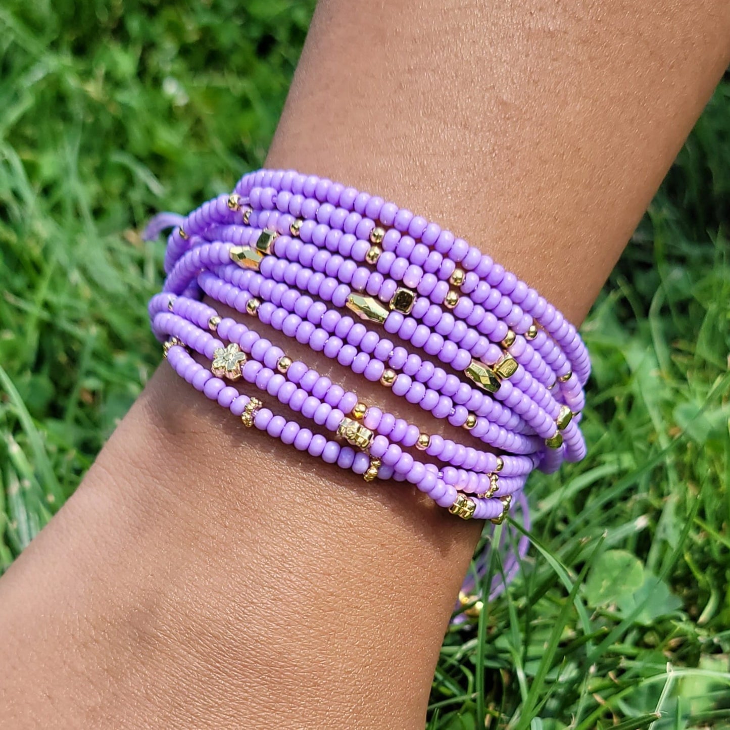 Pulseras en mostacilla de colores P