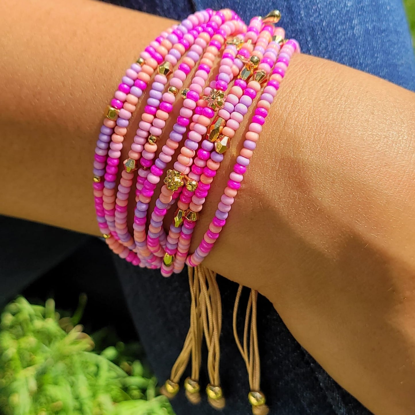 Pulseras en mostacilla de colores P